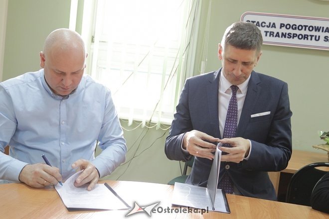 Podpisanie umowy na wykonanie stacji pogotowia w Ostrowi Mazowieckiej [01.03.2018] - zdjęcie #12 - eOstroleka.pl