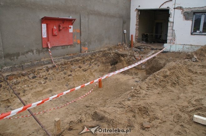 Raport z placu budowy Muzeum Żołnierzy Wyklętych [06.03.2018] - zdjęcie #16 - eOstroleka.pl