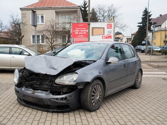 Wypadek przy PKS - zdjęcie #5 - eOstroleka.pl