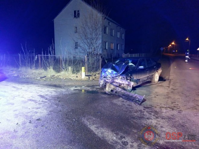 Wypadek w Łysych. Kierująca bmw i pięcioletnie dziecko trafiły do szpitala [12.03.2018] - zdjęcie #8 - eOstroleka.pl