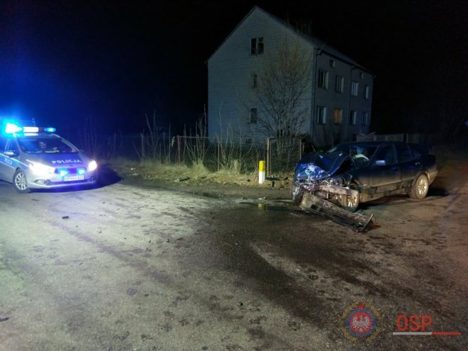 Wypadek w Łysych. Kierująca bmw i pięcioletnie dziecko trafiły do szpitala [12.03.2018] - zdjęcie #9 - eOstroleka.pl