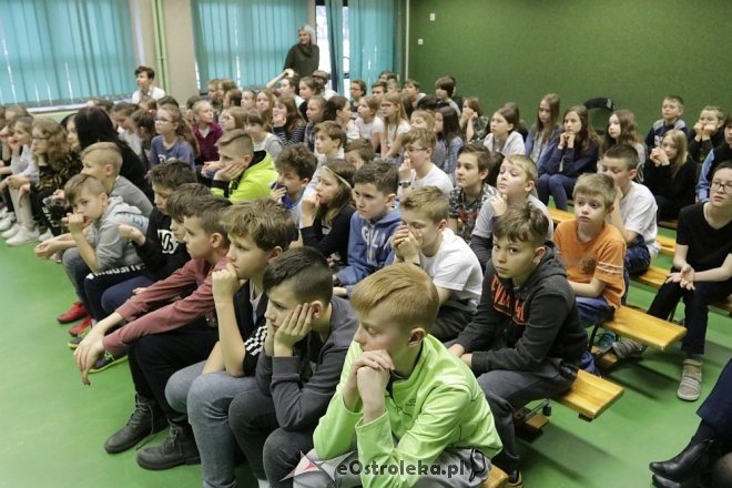 Podsumowanie projektu „Schools in the UK” w SP nr 10 w Ostrołęce [13.03.2018] - zdjęcie #20 - eOstroleka.pl