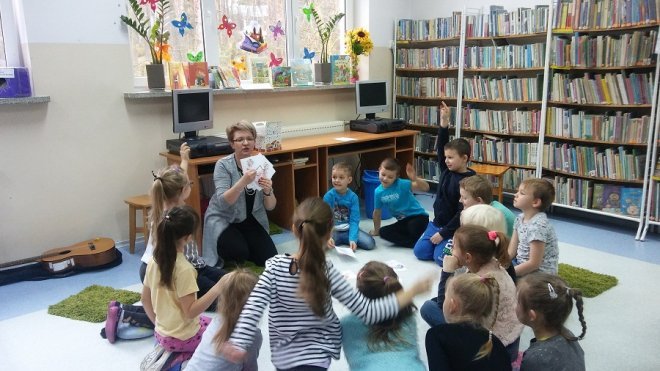 Warsztaty literackie z Joanną Brodowską w Dąbrówce [17.03.2018] - zdjęcie #27 - eOstroleka.pl
