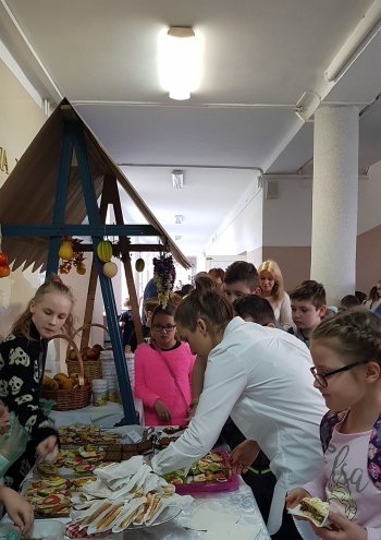 Kiermasz Zdrowej Żywności w ostrołęckiej „dwójce” [23.03.2018] - zdjęcie #13 - eOstroleka.pl