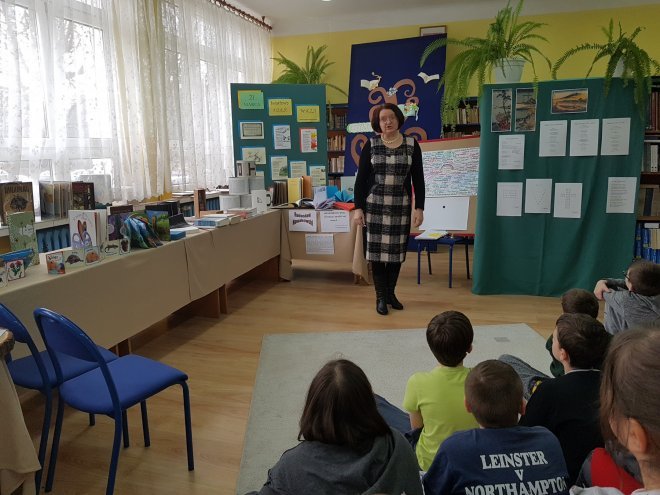 Spotkanie z Barbarą Zakrzewską w Szkole Podstawowej Nr 2 [23.03.2018] - zdjęcie #4 - eOstroleka.pl