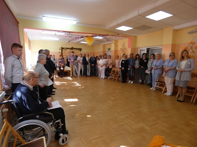 Spotkanie wielkanocne w Domu Pomocy Społecznej w Ostrołęce [02.04.2018] - zdjęcie #5 - eOstroleka.pl