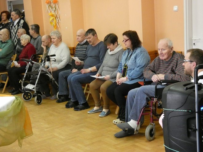 Spotkanie wielkanocne w Domu Pomocy Społecznej w Ostrołęce [02.04.2018] - zdjęcie #21 - eOstroleka.pl