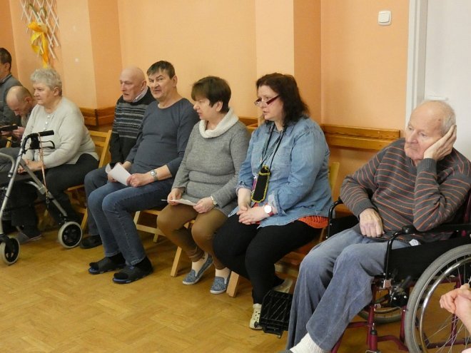 Spotkanie wielkanocne w Domu Pomocy Społecznej w Ostrołęce [02.04.2018] - zdjęcie #34 - eOstroleka.pl