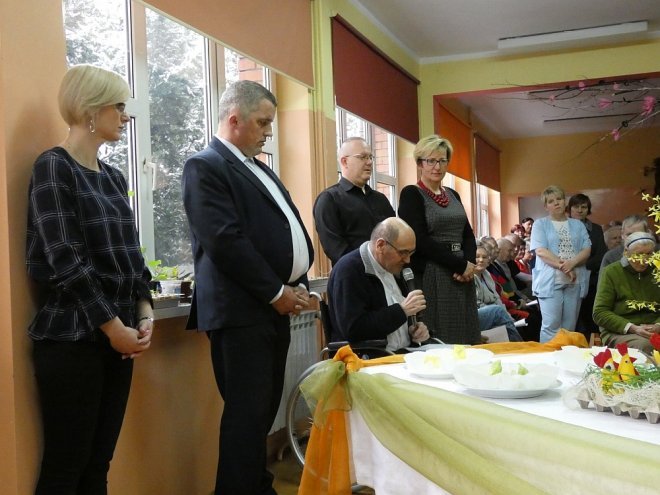 Spotkanie wielkanocne w Domu Pomocy Społecznej w Ostrołęce [02.04.2018] - zdjęcie #37 - eOstroleka.pl