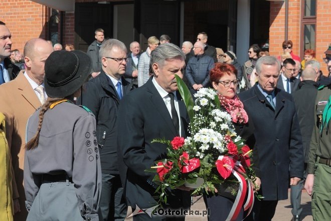 Ostrołęka: Obchody rocznicowe Zbrodni Katyńskiej i Katastrofy Smoleńskiej [07.04.2018] - zdjęcie #27 - eOstroleka.pl