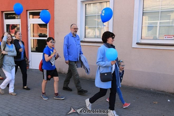 Niebieski Marsz ulicami Ostrołęki [14.04.2018] - zdjęcie #19 - eOstroleka.pl