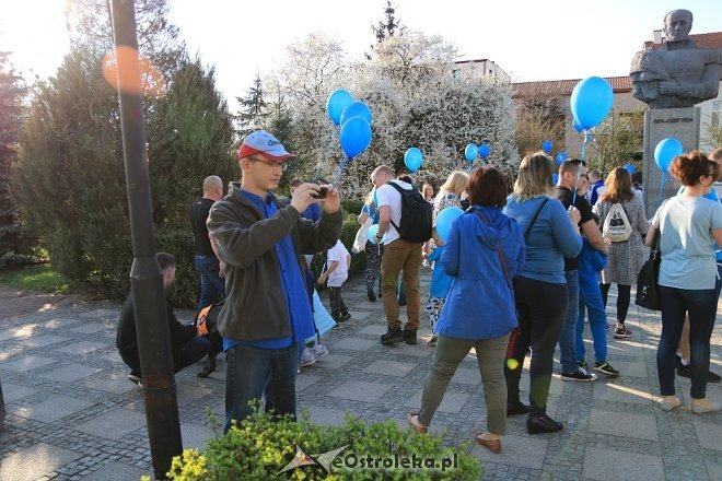 Niebieski Marsz ulicami Ostrołęki [14.04.2018] - zdjęcie #38 - eOstroleka.pl