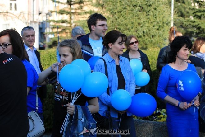 Niebieski Marsz ulicami Ostrołęki [14.04.2018] - zdjęcie #44 - eOstroleka.pl