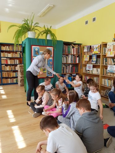 Dni Książki Dla Dzieci w Szkole Podstawowej Nr 2 [10-13.04.2018] - zdjęcie #16 - eOstroleka.pl