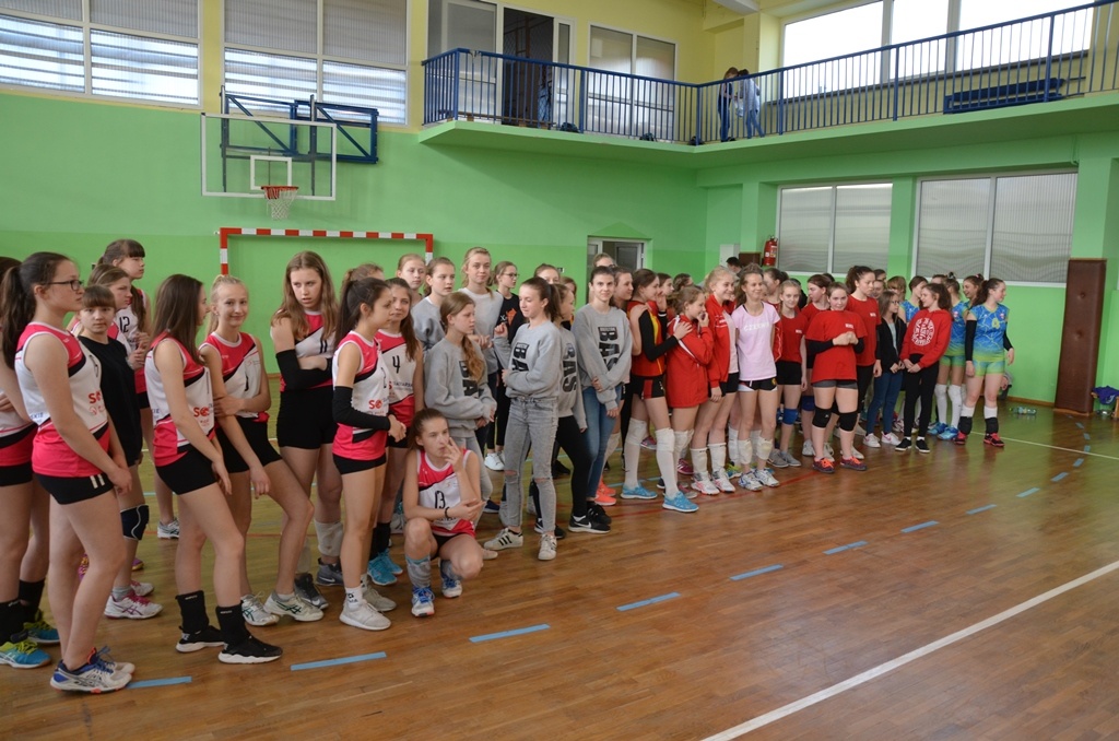 Turniej siatkówki w SP 2 [19.04.2018] - zdjęcie #39 - eOstroleka.pl