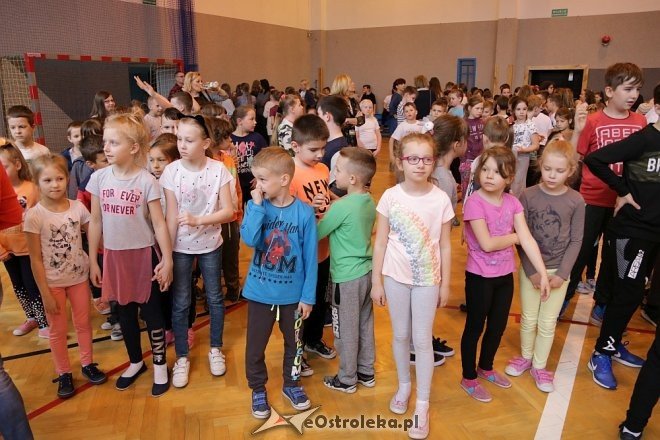 Dzień tańca w ostrołęckiej „dziesiątce” [25.04.2018] - zdjęcie #6 - eOstroleka.pl