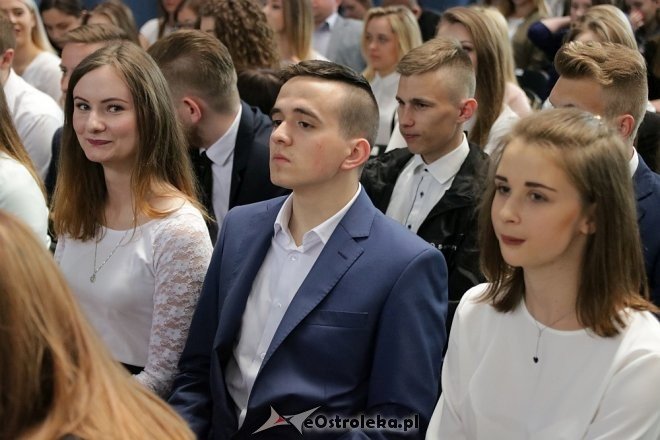 Rozdanie świadectw maturalnych w ZSZ nr 4 [27.04.2018] - zdjęcie #29 - eOstroleka.pl