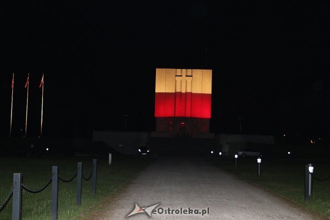 Biało-czerwone iluminacje w Ostrołęce [03.05.2018] - zdjęcie #3 - eOstroleka.pl