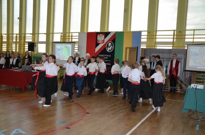 Święto Patrona w Szkole Podstawowej nr 2 [10.05.2018] - zdjęcie #10 - eOstroleka.pl