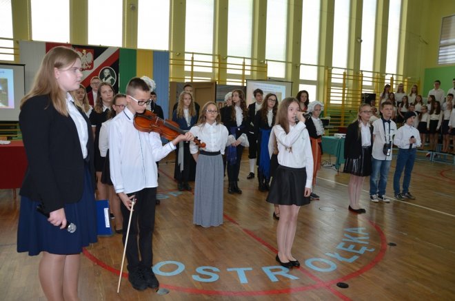 Święto Patrona w Szkole Podstawowej nr 2 [10.05.2018] - zdjęcie #38 - eOstroleka.pl