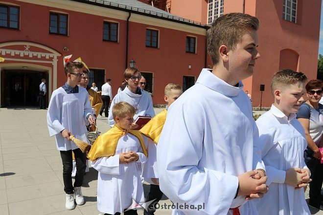Pierwsza Komunia Święta w parafii pw. św. Antoniego Padewskiego [13.05.2018] - zdjęcie #4 - eOstroleka.pl