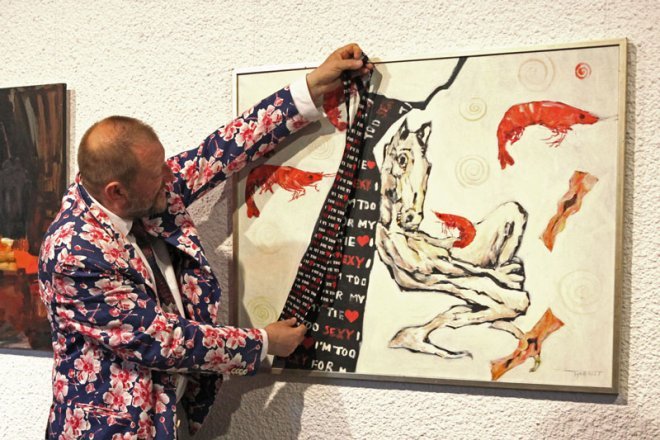 Wernisaż wystawy „Wakacje Z Dom Perignonem” w Galerii Ostrołęka [16.05.2018] - zdjęcie #7 - eOstroleka.pl