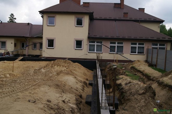 Ruszyła budowa sali gimnastycznej w Jazgarce [18.05.2018] - zdjęcie #2 - eOstroleka.pl