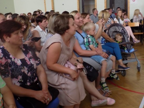 Dzień Mamy i Taty w Szkole Podstawowej w Wykrocie [25.05.2018] - zdjęcie #20 - eOstroleka.pl