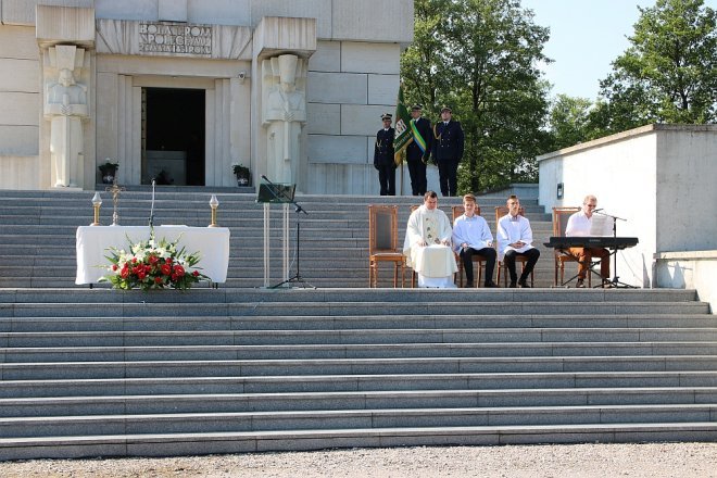 Msza święta na zakończenie Dni Ostrołęki [27.05.2018] - zdjęcie #43 - eOstroleka.pl