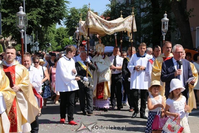 Procesja Bożego Ciała w parafi pw. św. Antoniego w Ostrołęce [31.05.2018] - zdjęcie #52 - eOstroleka.pl