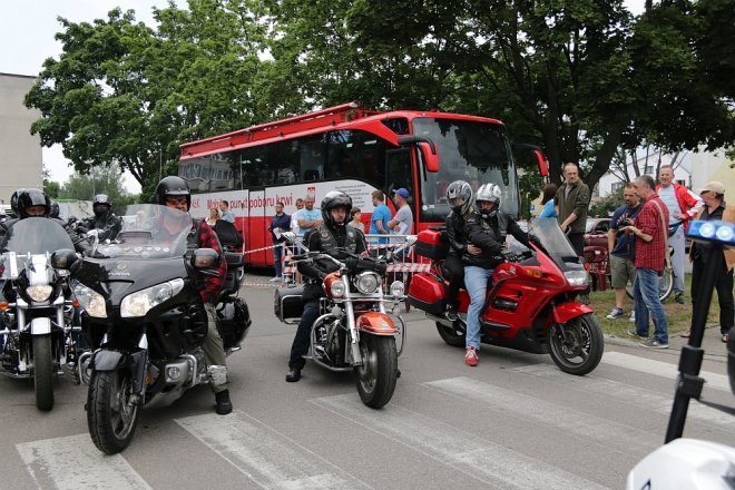 Motoserce 2018: Parada motocykli ulicami Ostrołęki [02.06.2018] - zdjęcie #8 - eOstroleka.pl