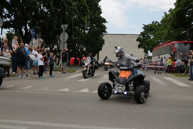 Motoserce 2018: Parada motocykli ulicami Ostrołęki [02.06.2018] - zdjęcie #69 - eOstroleka.pl