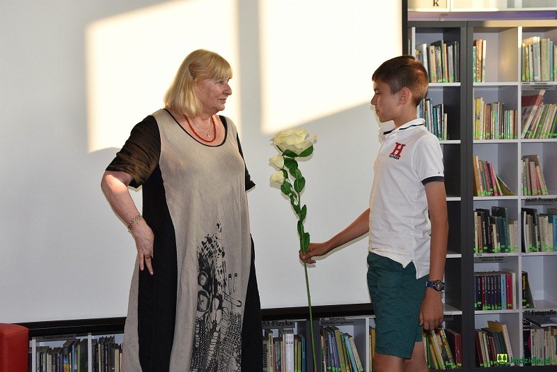 Spotkanie z Elżbietą Ficowską w bibliotece w Kadzidle [11.06.2018] - zdjęcie #26 - eOstroleka.pl