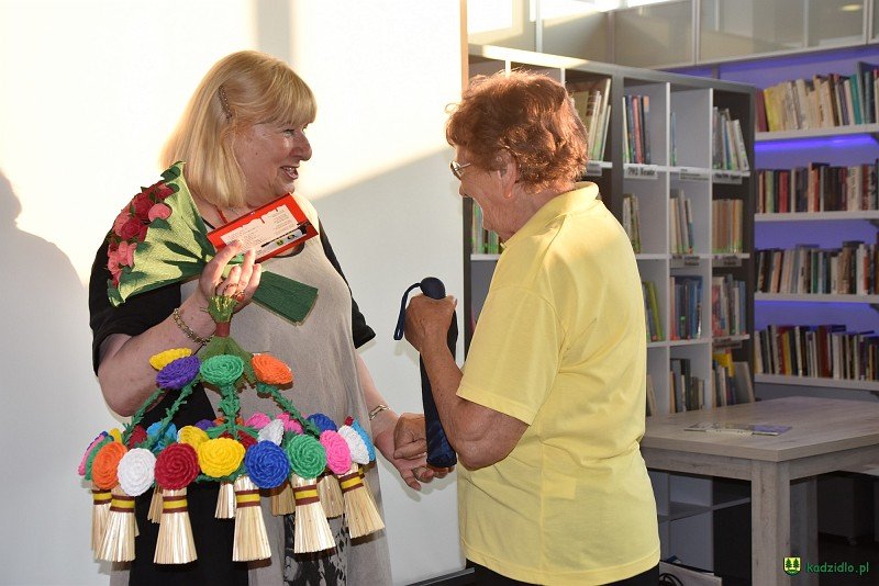 Spotkanie z Elżbietą Ficowską w bibliotece w Kadzidle [11.06.2018] - zdjęcie #37 - eOstroleka.pl