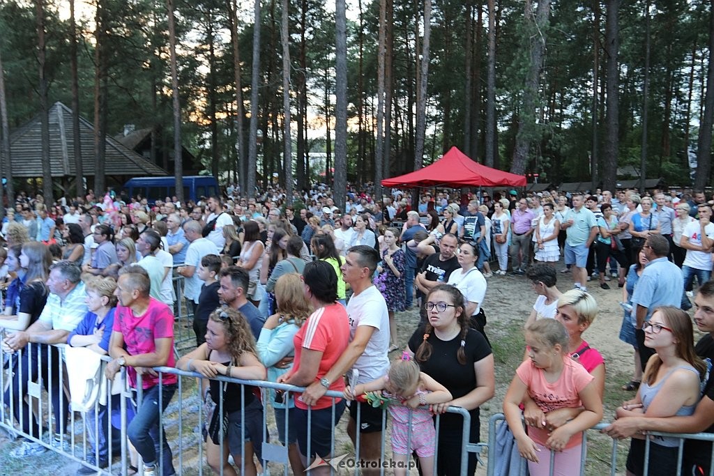 Wesele Kurpiowskie 2018 - koncert Poparzonych Kawą Trzy [17.06.2018] - zdjęcie #68 - eOstroleka.pl
