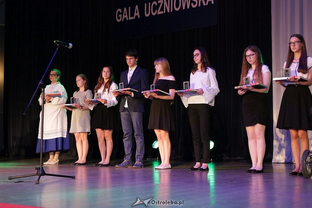Najlepsi uczniowie z Ostrołęki nagrodzeni [20.06.2018] - zdjęcie #59 - eOstroleka.pl