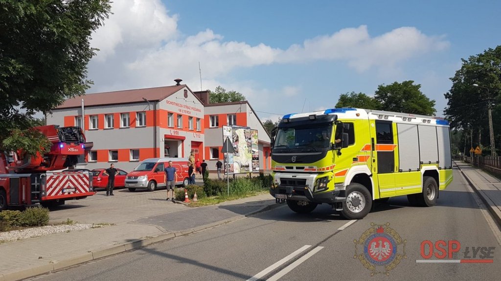 Prezentacja najnowocześniejszego sprzętu strażackiego w Łysych [21.06.2018] - zdjęcie #9 - eOstroleka.pl