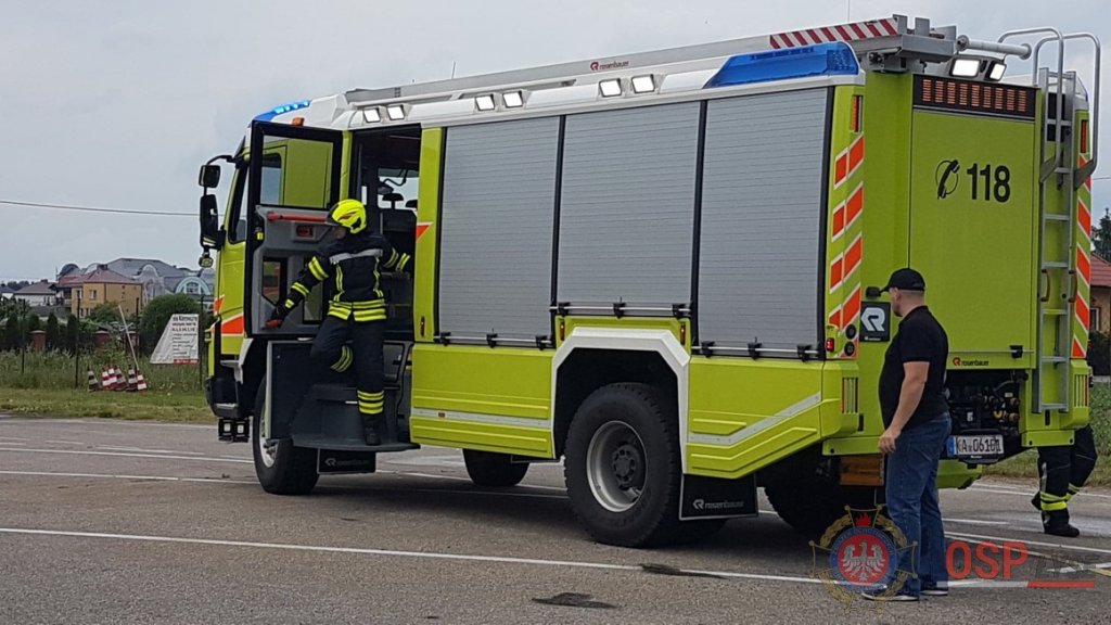 Prezentacja najnowocześniejszego sprzętu strażackiego w Łysych [21.06.2018] - zdjęcie #10 - eOstroleka.pl