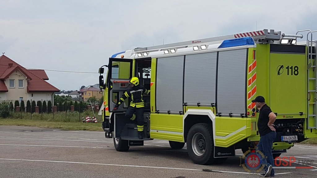 Prezentacja najnowocześniejszego sprzętu strażackiego w Łysych [21.06.2018] - zdjęcie #15 - eOstroleka.pl