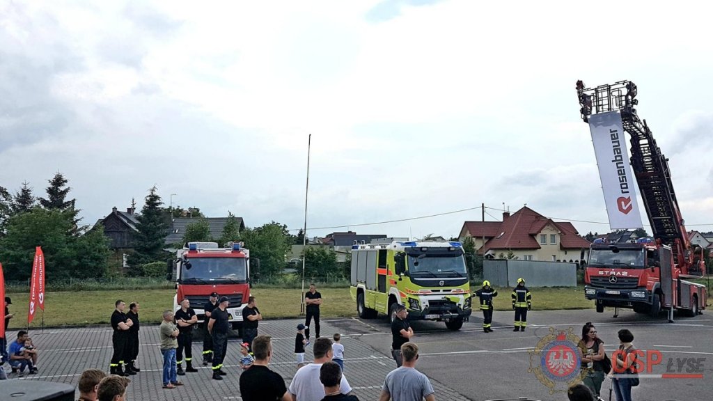 Prezentacja najnowocześniejszego sprzętu strażackiego w Łysych [21.06.2018] - zdjęcie #19 - eOstroleka.pl