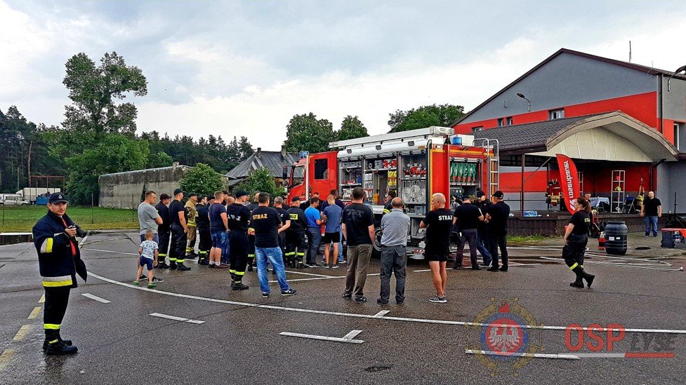Prezentacja najnowocześniejszego sprzętu strażackiego w Łysych [21.06.2018] - zdjęcie #62 - eOstroleka.pl