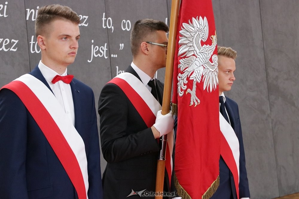 Zakończenie roku szkolnego w Zespole Szkół Zawodowych nr 1 w Ostrołęce [22.06.2018] - zdjęcie #32 - eOstroleka.pl