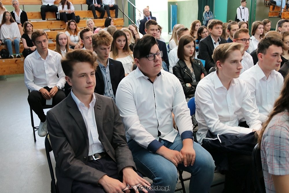 Zakończenie roku szkolnego w II Liceum Ogólnokształcącym w Ostrołęce [22.06.2018] - zdjęcie #23 - eOstroleka.pl