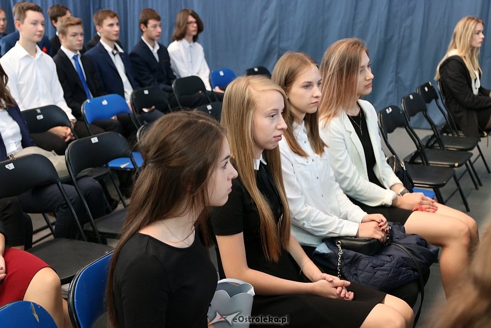 Zakończenie roku szkolnego w II Liceum Ogólnokształcącym w Ostrołęce [22.06.2018] - zdjęcie #43 - eOstroleka.pl