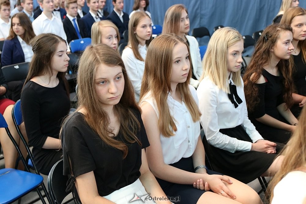 Zakończenie roku szkolnego w II Liceum Ogólnokształcącym w Ostrołęce [22.06.2018] - zdjęcie #44 - eOstroleka.pl