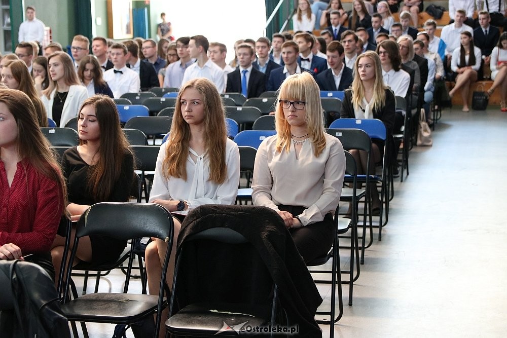Zakończenie roku szkolnego w II Liceum Ogólnokształcącym w Ostrołęce [22.06.2018] - zdjęcie #54 - eOstroleka.pl
