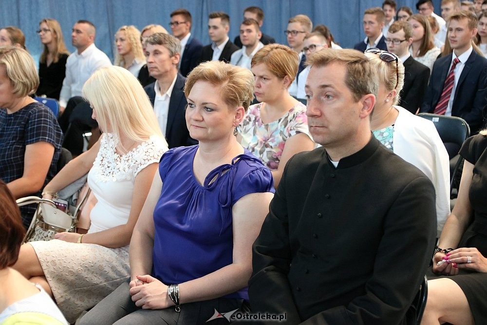 Zakończenie roku szkolnego w II Liceum Ogólnokształcącym w Ostrołęce [22.06.2018] - zdjęcie #56 - eOstroleka.pl