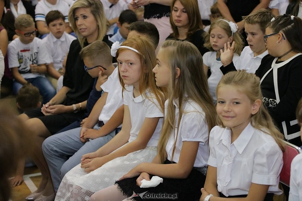 Zakończenie roku szkolnego w Szkole Podstawowej nr 6 w Ostrołęce [22.06.2018] - zdjęcie #32 - eOstroleka.pl