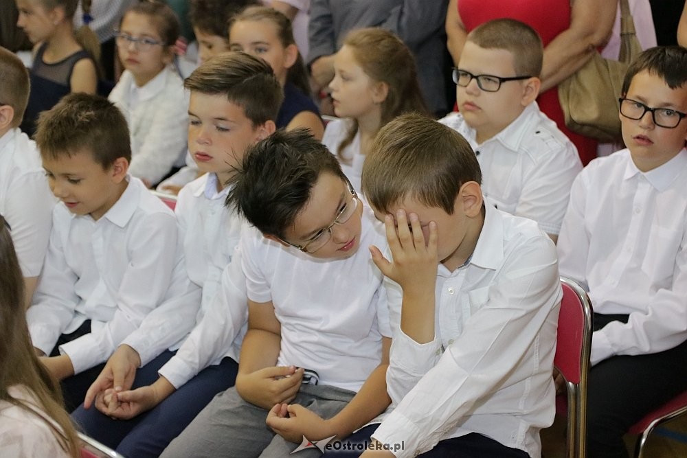 Zakończenie roku szkolnego w Szkole Podstawowej nr 6 w Ostrołęce [22.06.2018] - zdjęcie #35 - eOstroleka.pl