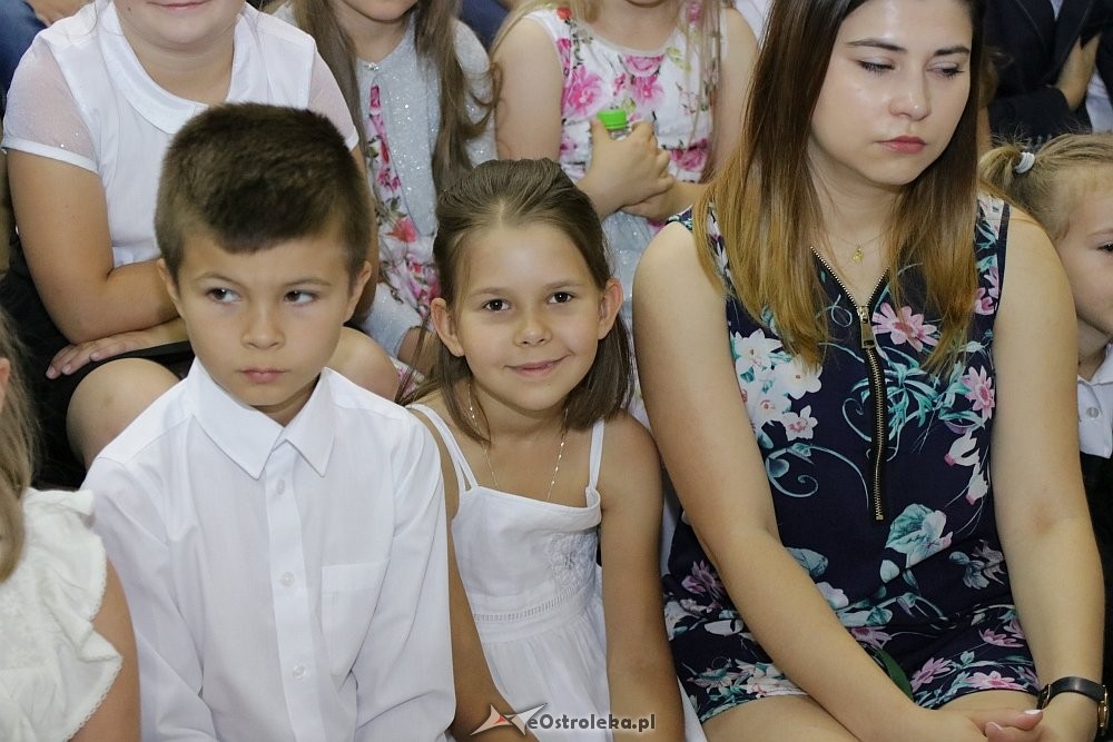 Zakończenie roku szkolnego w Szkole Podstawowej nr 6 w Ostrołęce [22.06.2018] - zdjęcie #75 - eOstroleka.pl